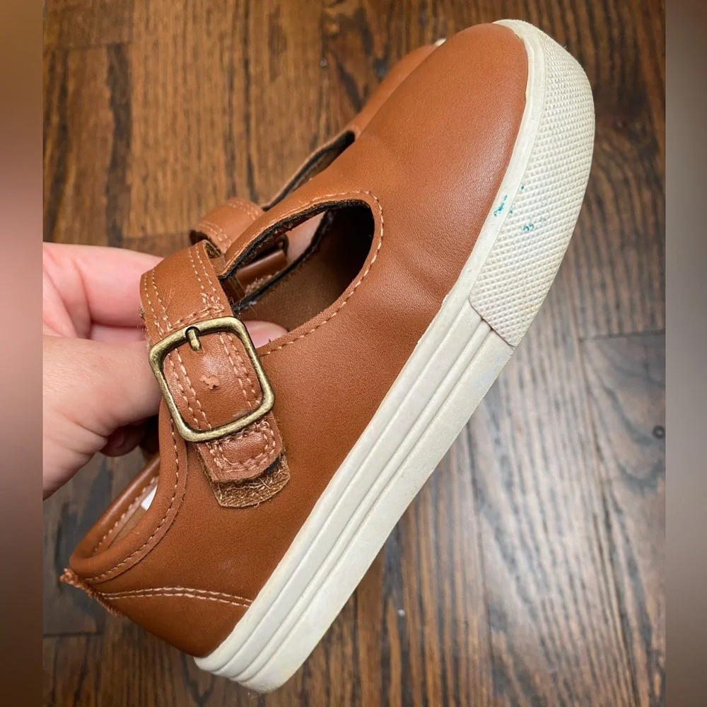 OshKosh B'gosh- Kids' Brown Faux Leather Mary Jane Shoes toddler girl USED